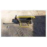 Yardworks Lawn Spreader