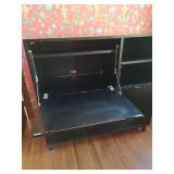 Bar or hutch