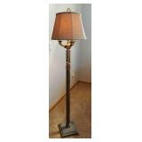 Tall Ribbed Column Floor Lamp