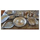 Wilton Serving Pieces