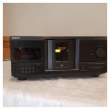Sony Compact Disc Player CDP-CX235