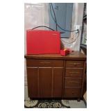 Bernina 830 Sewing Machine with Sewing Cabinet