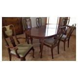 Thomasville Dining Room Table and Chairs