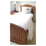 Ethan Allen Twin Bed with Trundle Storage Drawer