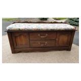 Lane Cedar Chest Bench