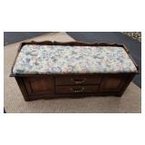 Lane Cedar Chest Bench