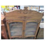 Antique Wooden Buffet Hutch Style C...