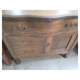 Antique Wooden Entry/Hallway Style ...