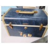 Set of 2 Vintage Hard-sided Travel ...