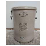 Western Stoneware Company 15 Gallon Crock