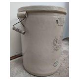 Western Stoneware Company 15 Gallon Crock