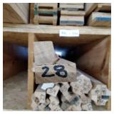 1 3/8" x 1 3/8" Red Oak Inside Corners (SC6C)