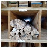 1 3/8" x 1 3/8" Red Oak Inside Corners (SC6C)
