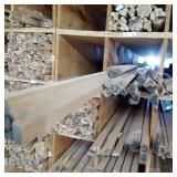 1 3/8" x 1 3/8" Red Oak Inside Corners (SC6D)