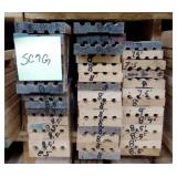 3 1/4" x 1 1/16" Red Oak Casing (SC9G)