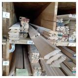 2 1/4" x 9/16" Red Oak Crown Moulding (SC13C)