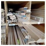 2 1/4" x 9/16" Red Oak Crown Moulding (SC14D)