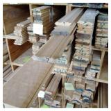 2 3/4" x 9/16" Red Oak Crown Moulding (SC17D)