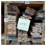 2 3/4" x 9/16" Red Oak Crown Moulding (SC17E)