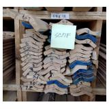 3 1/4" x 1 1/16" Red Oak Crown Moulding (SC17F)