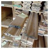 3 1/2" x 3/4" Red Oak Crown Moulding (SC21C)