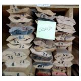 3 1/2" x 3/4" Red Oak Crown Moulding (SC21D)