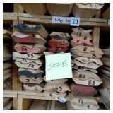 3 1/2" x 3/4" Red Oak Crown Moulding (SC21E)