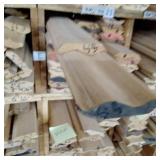 3 1/2" x 3/4" Red Oak Crown Moulding (SC21E)