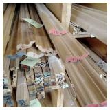 2 1/4" x 3/4" Red Oak Wainscot Cap (SC24E)