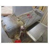 DELTA MILWAUKEE PLANER