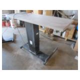 CRUS ADJUSTABLE WORK STATION
