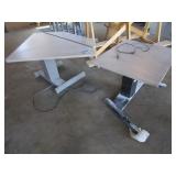 ADJUSTABLE WORK STATION AND WORK TABLE