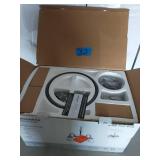 1 PROGRESS LIGHTING CROFTON COLLECTION CHANDELIER