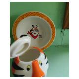 Ceramic Tony the Tiger and Tucan Sam Sugar and Creamer Set