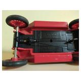 Ertl Company Replica 1913 Ford Model T Van Bank