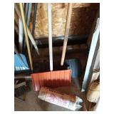 Lot of garage items