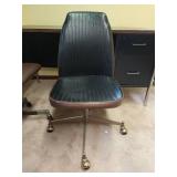Office Desk and 2 Chairs