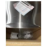 INNOVAZE 8 GAL./30-LITER FINGERPRINT FREE STAINLESS STEEL RECTANGULAR KITCHEN STEP-ON TRASH CAN. SEE PICTURES!!