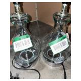 CRESSWELL 18 IN. CLEAR TEARDROP GLASS TABLE LAMP. SEE PICTURES!!