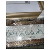 ASSORTED PICTURE FRAMES AND HOME DECOR. VARIOUS KINDS AND CONDITIONS. SEE PICTURES!!
