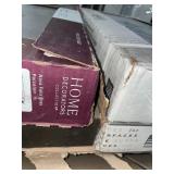 ASSORTED MIXED TILES/FLOORING. VARIOUS KINDS AND CONDITIONS. SEE PICTURES!!