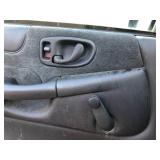 2000 Chevrolet S-10 - 1 OWNER - 4X4