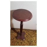 Mahogany Pedestal Plant Stand