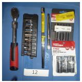 3/8" extending ratchet, extension rods, and sockets
