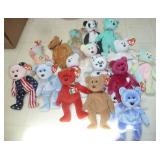 lot of 16 beanie babies