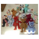 lot of 16 beanie babies