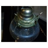 nice condition White Flame Co oil lamp