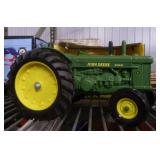 John Deere Diesel Model R Series II toy tractor