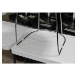 Metal Bar Chair White 23"Wx21"Dx35"H