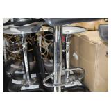 Chrome Metal Low Back Pedestal Bar Stool with Foot Rest Black 15"Wx15"Dx35"H